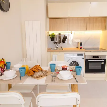 Coup De Coeur Des Voyageurs - Moderne- Pro Ou Couple Av Enfants - Entrer Autonome -les Bonn'appartts-sur-seine