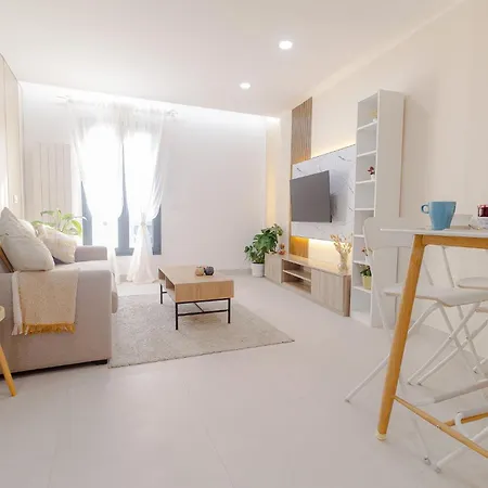 Coup De Coeur Des Voyageurs - Moderne- Pro Ou Couple Av Enfants - Entrer Autonome -les Bonn'appartts-sur-seine Apartment