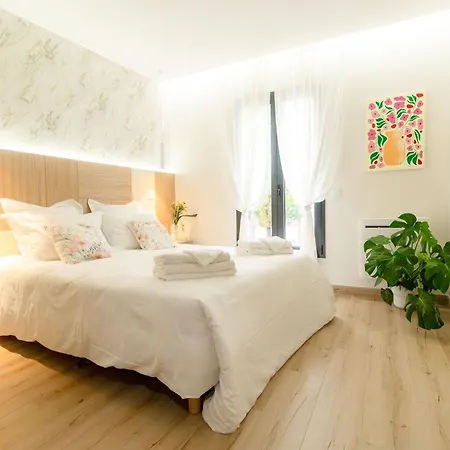 Coup De Coeur Des Voyageurs - Moderne- Pro Ou Couple Av Enfants - Entrer Autonome -les Bonn'appartts-sur-seine